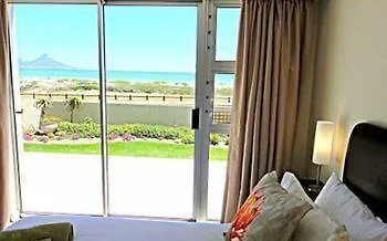Apartment Blouberg Beachfront Accommodation Cape Town