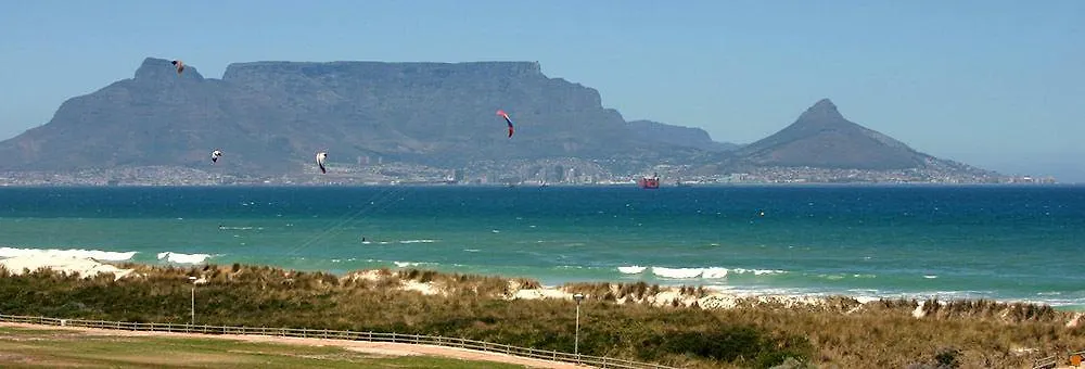 Blouberg Beachfront Accommodation Cape Town 0*, Bloubergstrand South Africa